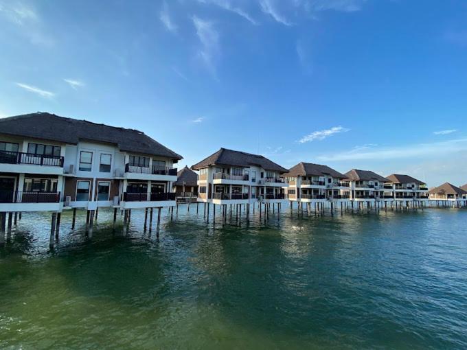 Ark Goldcoast Resort Sepang Exterior photo